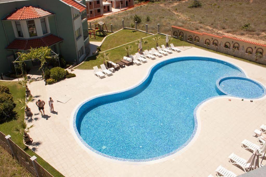 Aparthotel Gardenia Vacation Settlement Sozopol Exterior foto