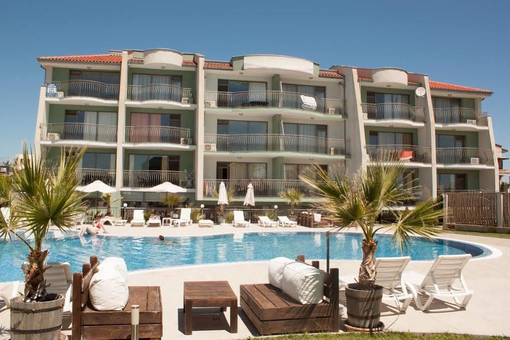 Aparthotel Gardenia Vacation Settlement Sozopol Exterior foto