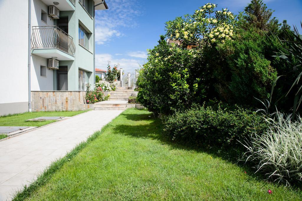 Aparthotel Gardenia Vacation Settlement Sozopol Exterior foto