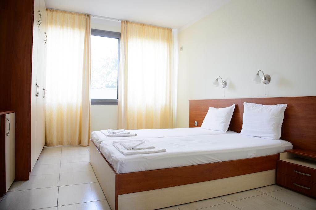 Aparthotel Gardenia Vacation Settlement Sozopol Habitación foto