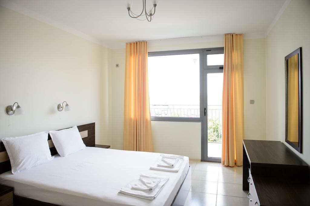 Aparthotel Gardenia Vacation Settlement Sozopol Habitación foto